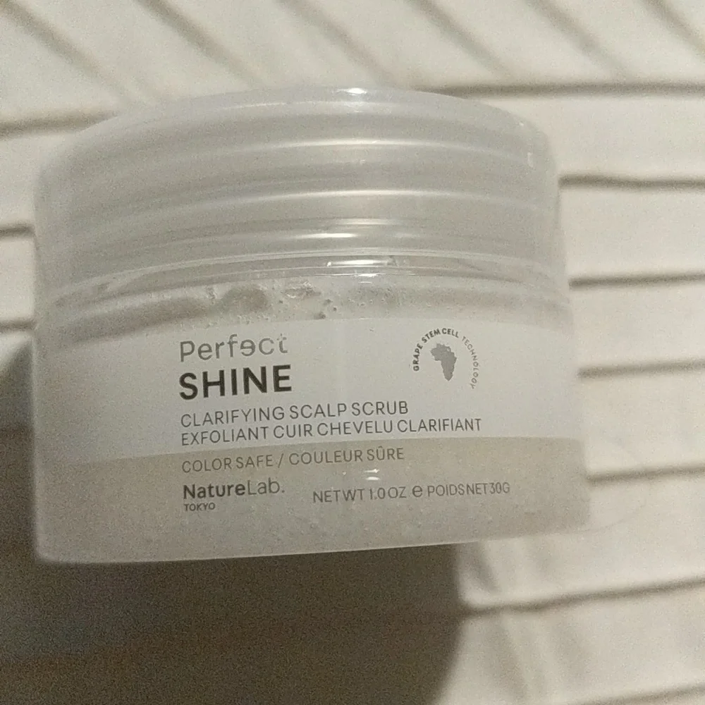 NWT Scalp Scrub